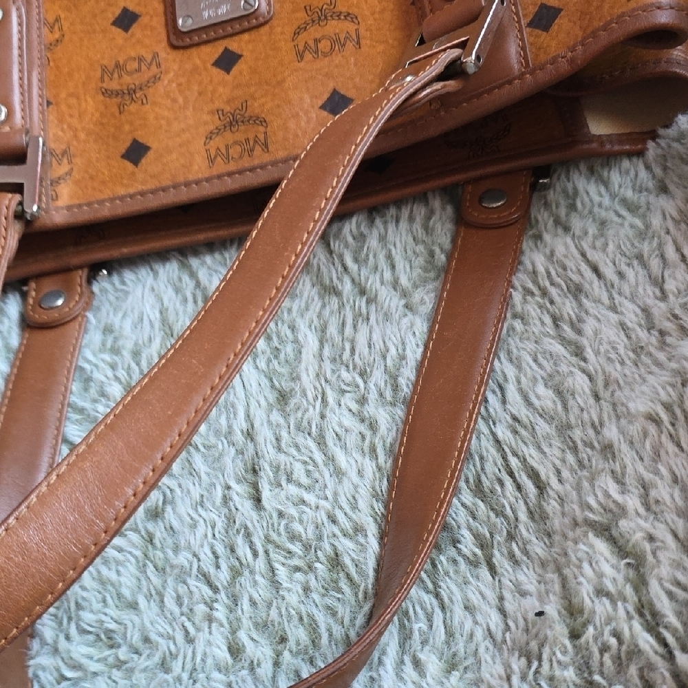 MCM Cognac Visetos Tote Bag - Picture 14 of 14